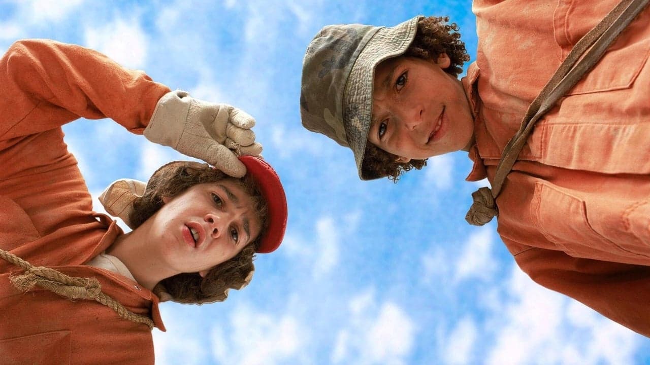 Holes (2003) backdrop