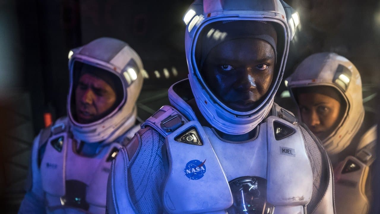 The Cloverfield Paradox (2018) backdrop