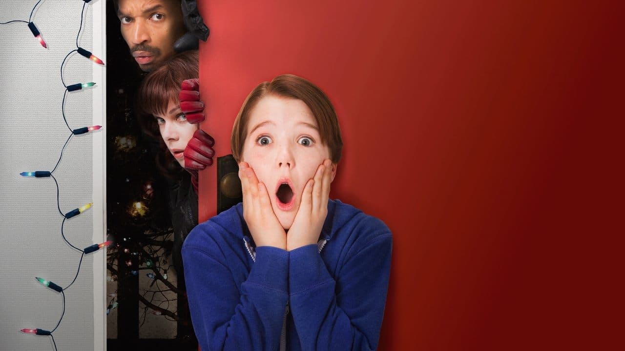 Home Alone: The Holiday Heist (2012) backdrop