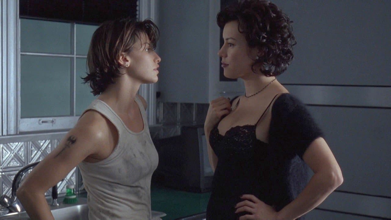 Bound (1996) backdrop