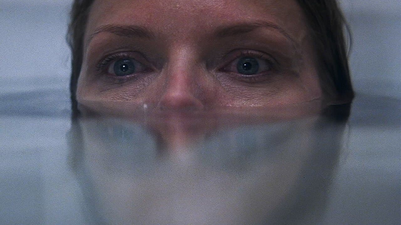 What Lies Beneath (2000) backdrop