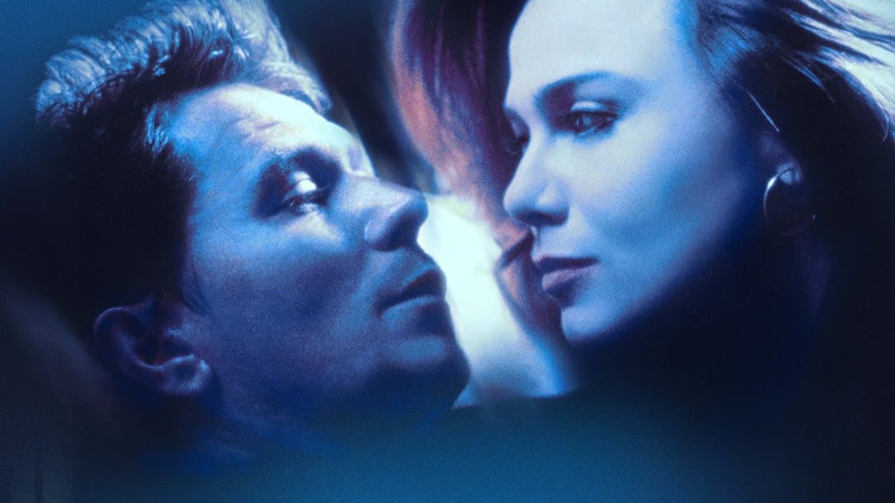 Romeo Is Bleeding (1993) backdrop