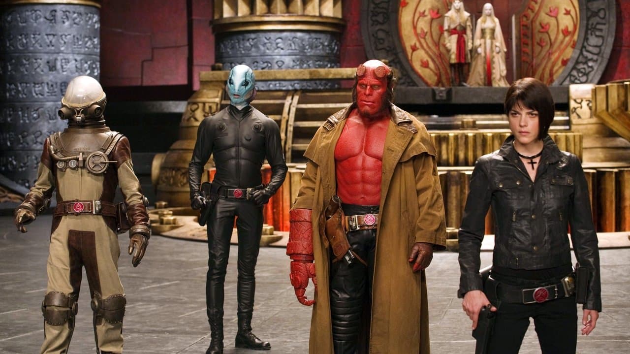 Hellboy II: The Golden Army (2008) backdrop