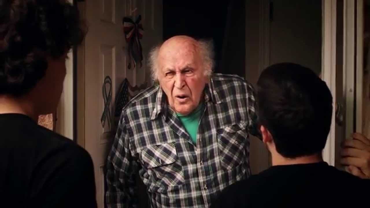 The Uninvited Guest (2004) backdrop