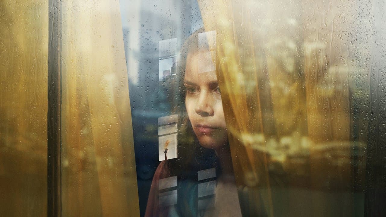 The Woman in the Window (2021) backdrop