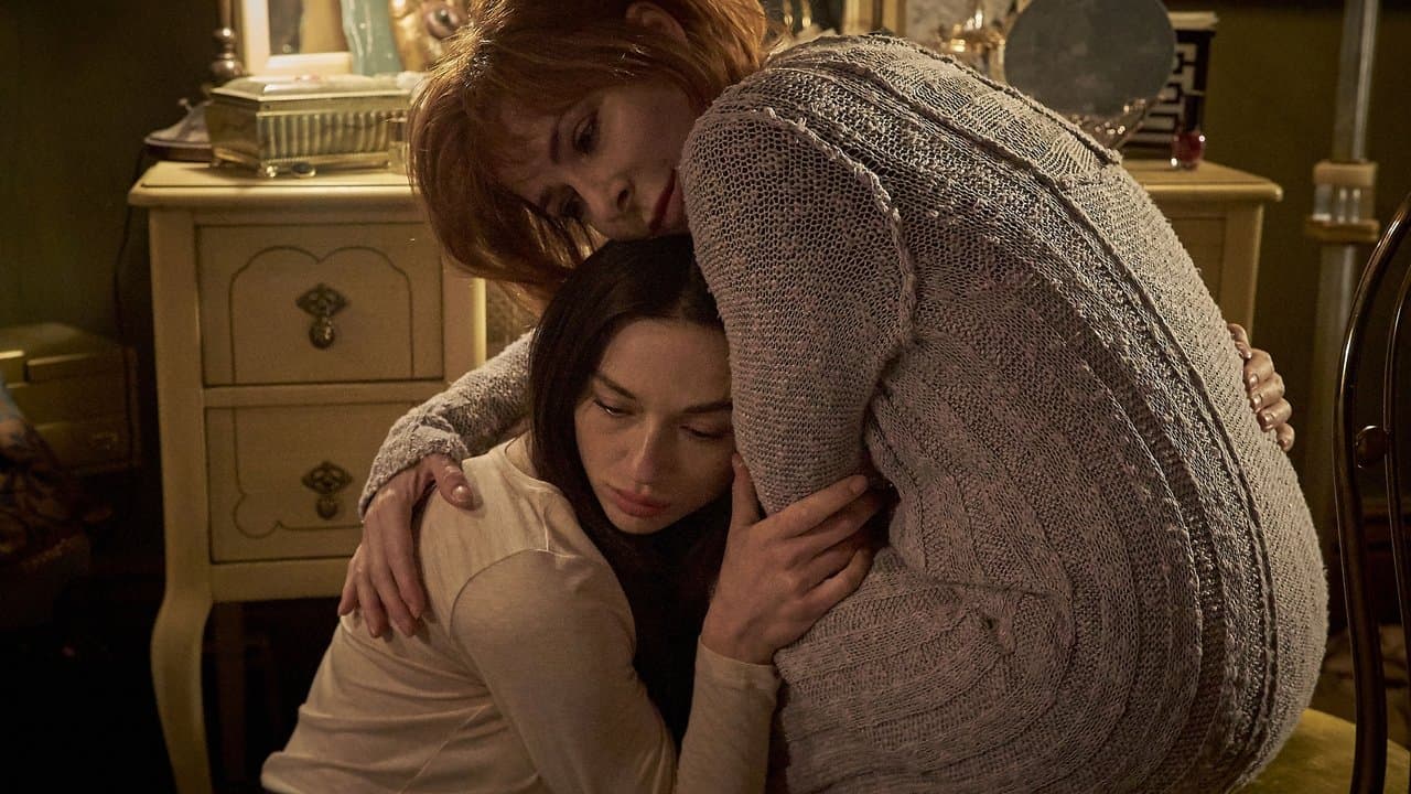 Ghostland (2018) backdrop