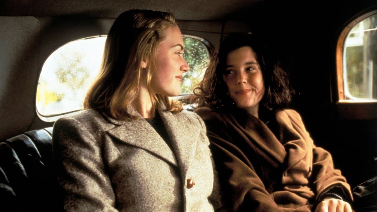Heavenly Creatures (1994) backdrop