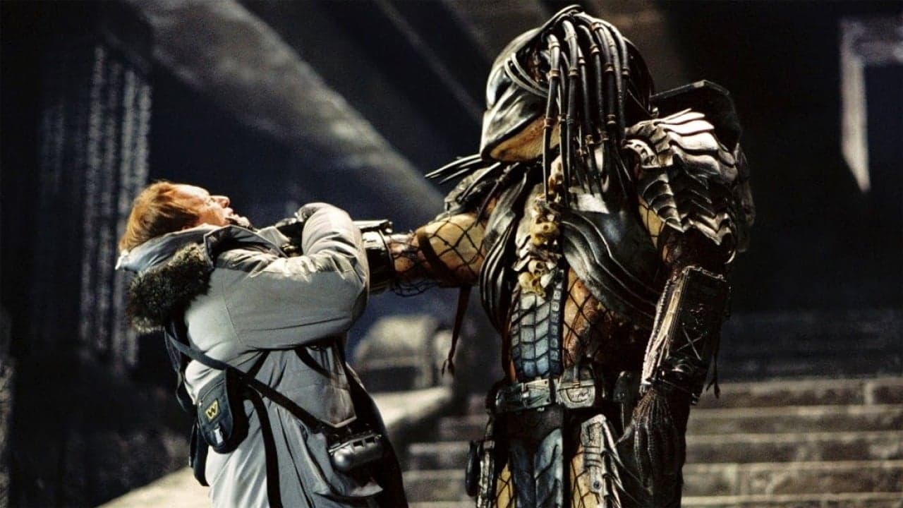 Alien vs. Predator (2004) backdrop