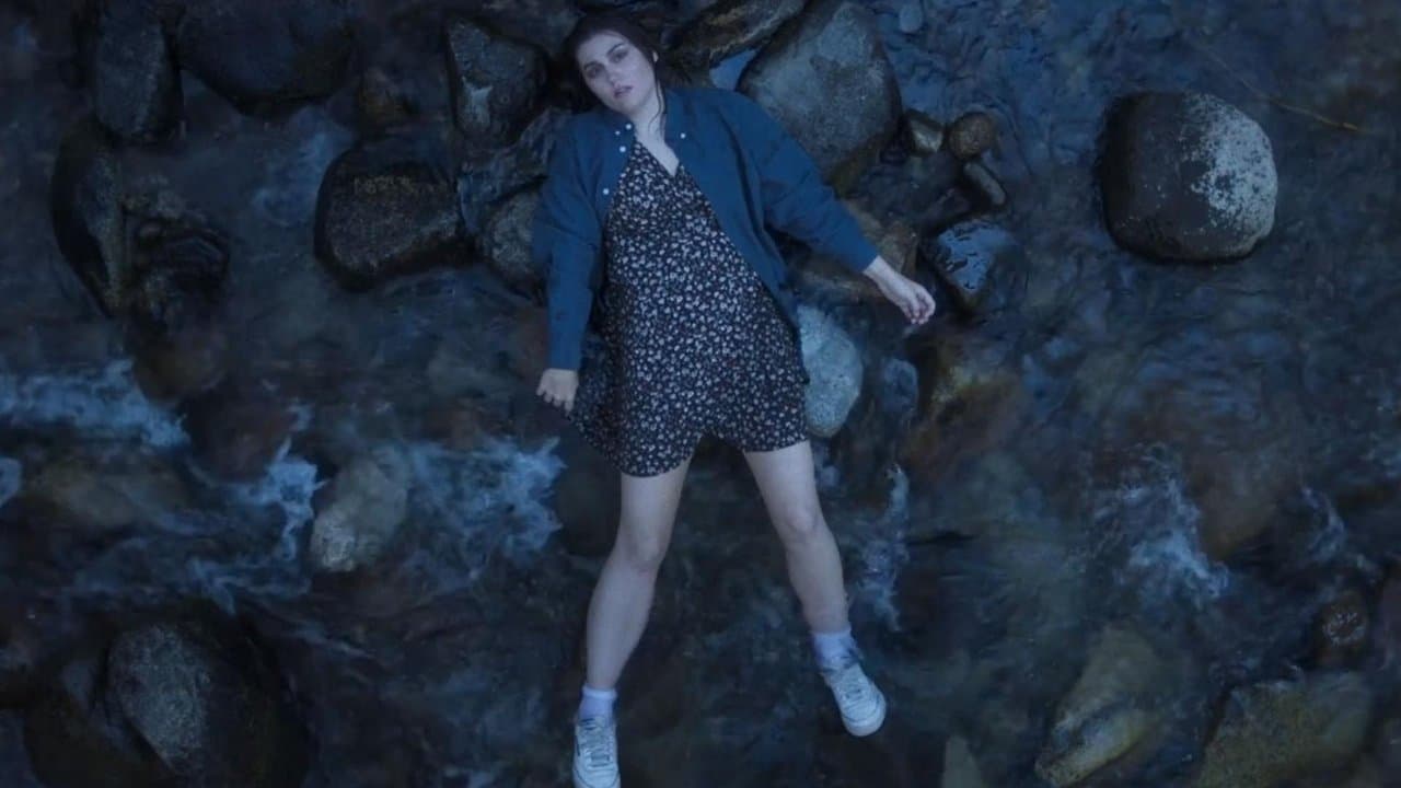 Lizzie Lazarus (2024) backdrop