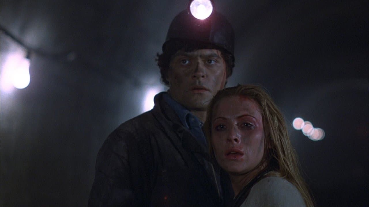 My Bloody Valentine (1981) backdrop