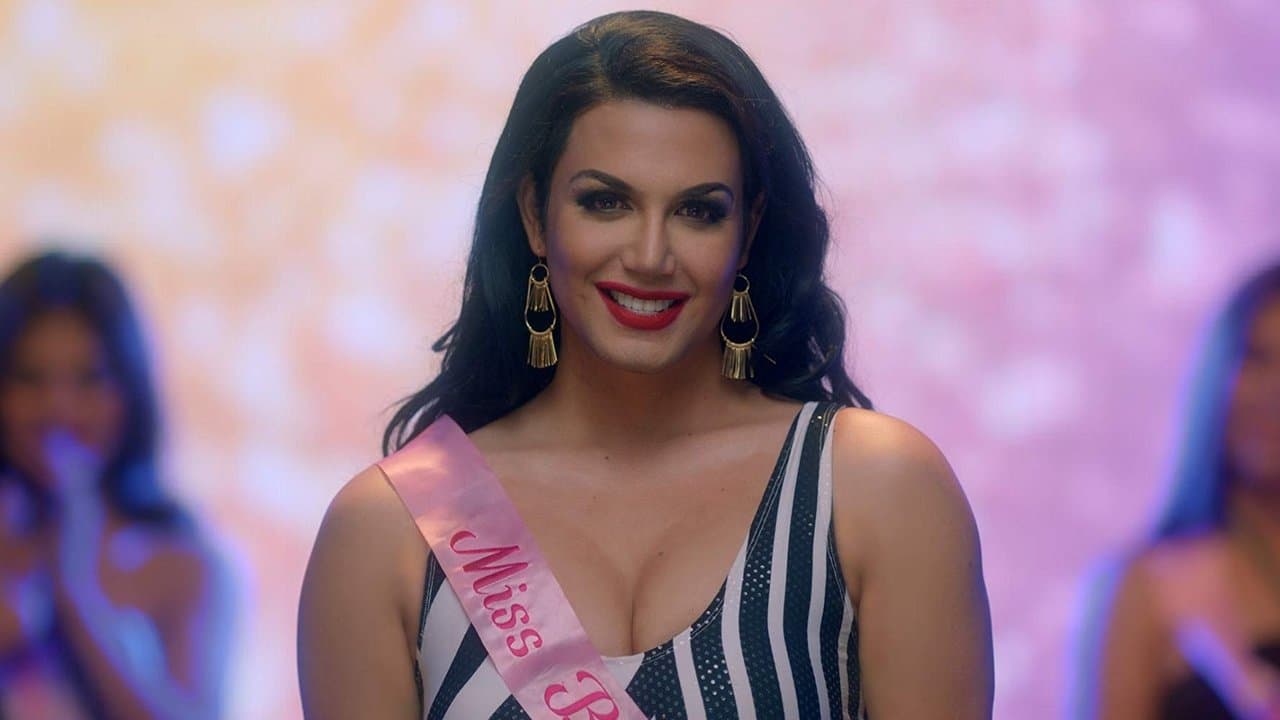 Die Beautiful (2016) backdrop