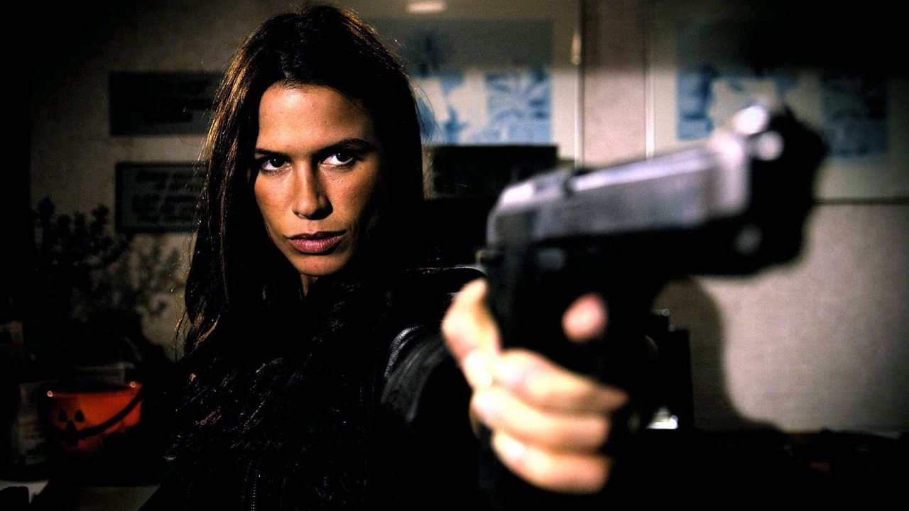 Skinwalkers (2006) backdrop