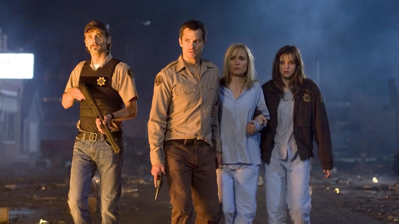 The Crazies (2010) backdrop