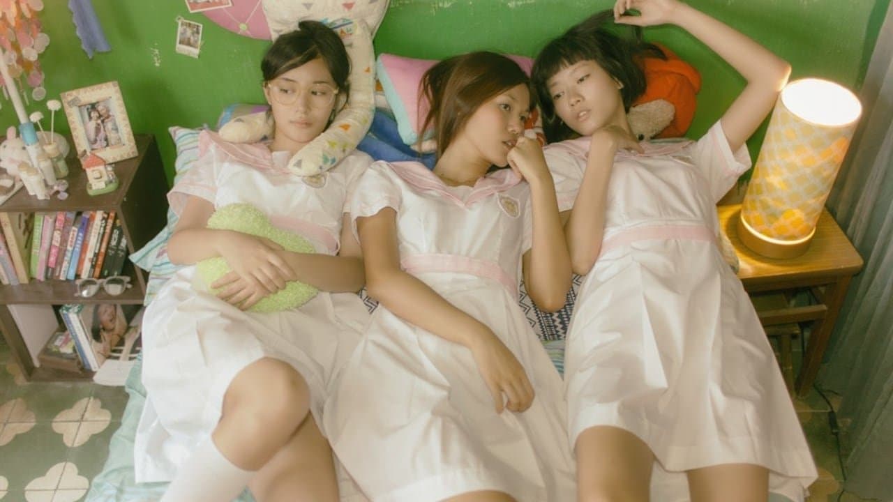 Lazy Hazy Crazy (2015) backdrop