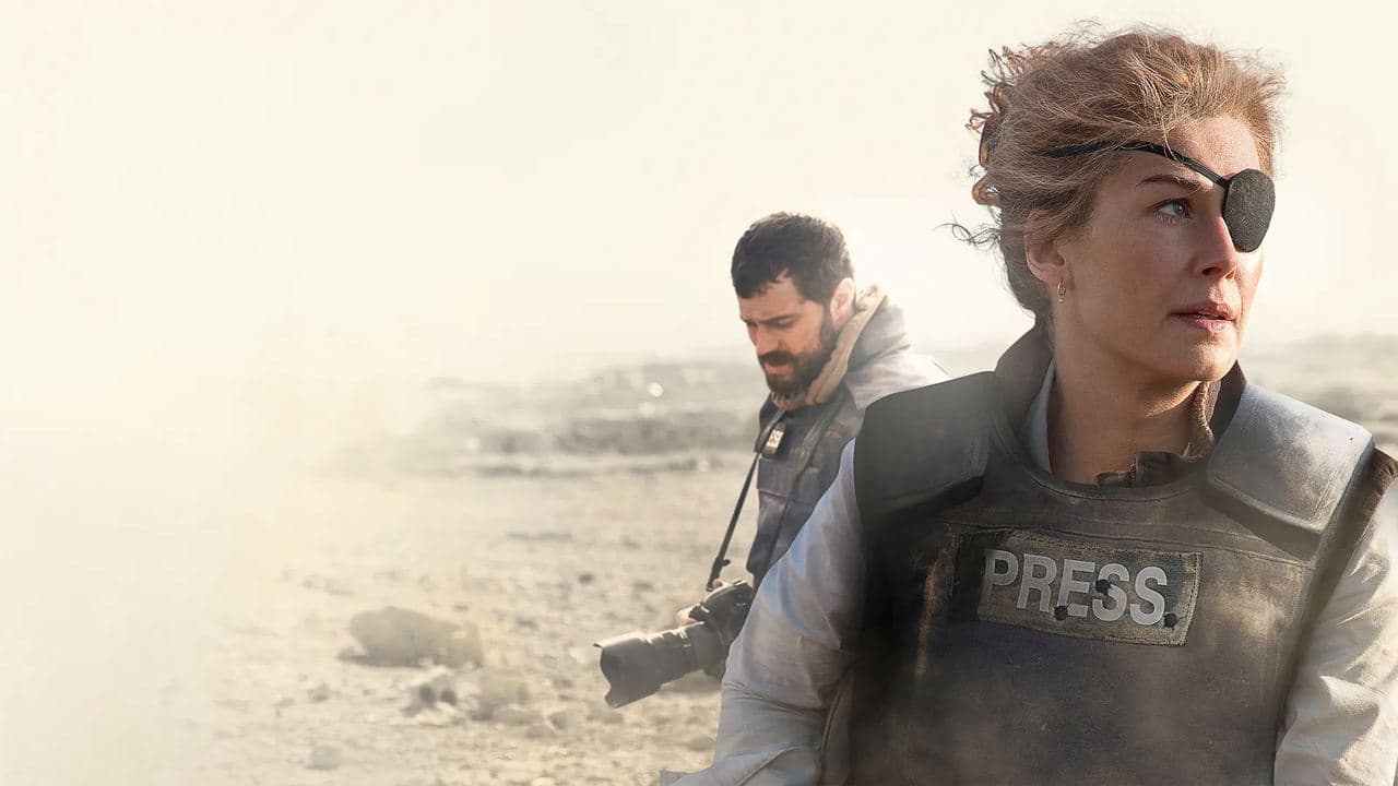 A Private War (2018) backdrop