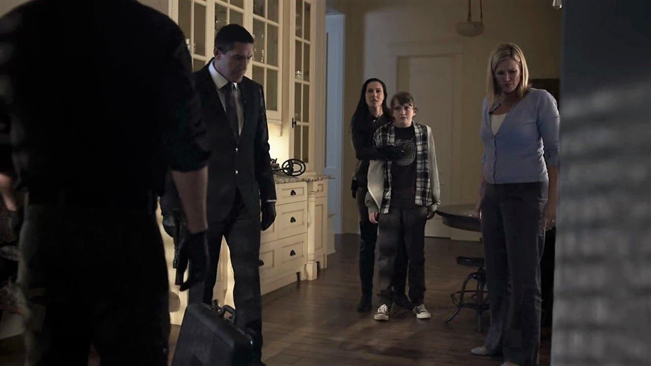 Home Invasion (2016) backdrop