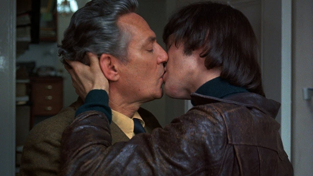 Sunday Bloody Sunday (1971) backdrop