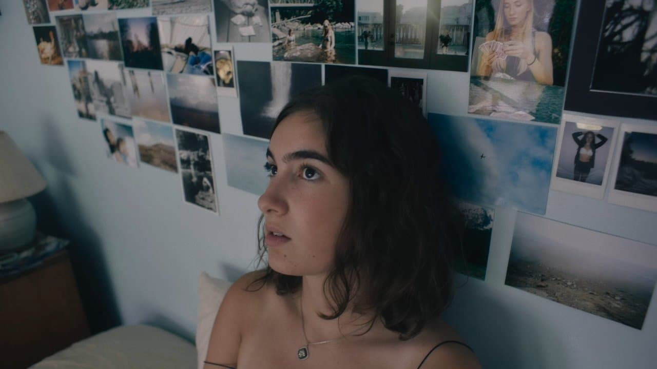 Sophie Jones (2020) backdrop